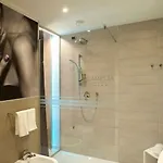 Ξενοδοχείο Camelia 4*