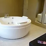 卡梅利亚汽车旅馆 酒店 4*