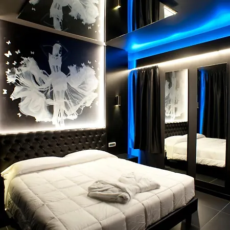 Camelia Motel