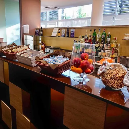Camelia Hotel 4*