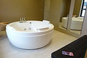 Camelia Motel 4*