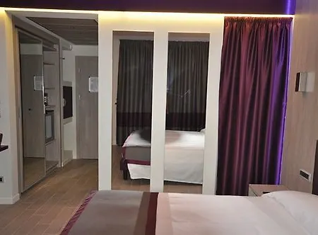 Camelia 4* Cameri